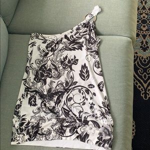 WOMENS SIZE 5 ONE SHOULD TANK TOP